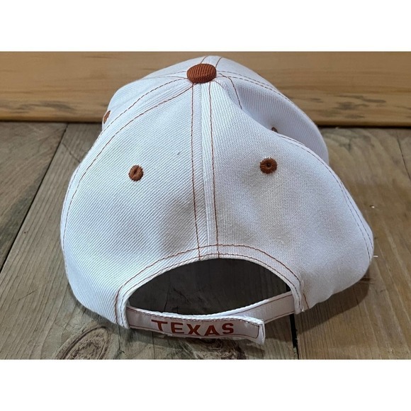 Texas Longhorns adjustable Hat. Unisex Adult. White w/Logo - Picture 3 of 5
